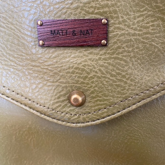 BNWOT adorable Matt and Nat army green bundle including purse & matching wallet - Picture 2 of 11